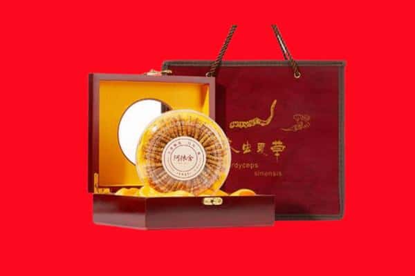 收购资讯:乐山金口河区回收冬虫夏草是按克吗